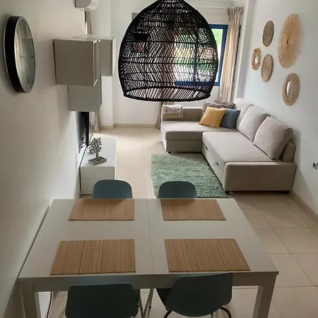 Alicante Apartments Apartament *